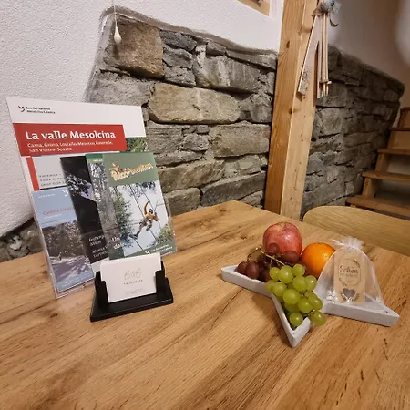 住宿加早餐酒店 La Sctaleta *